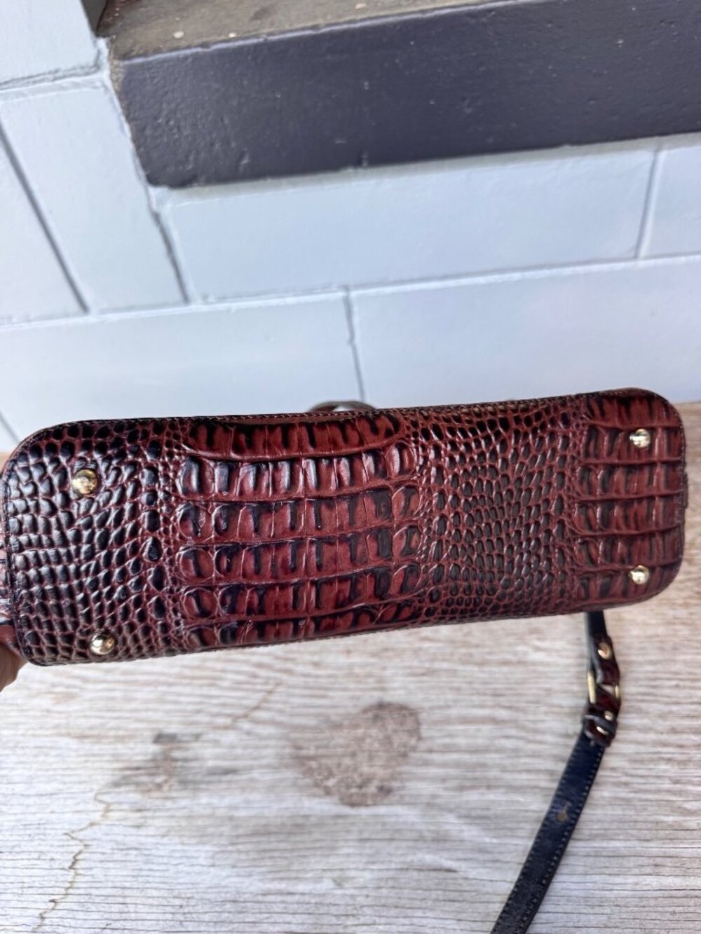 Brahmin Leather Satchel Shoulder Crossbody Bag Black Brown Croc Embossed Zip Top - Picture 3 of 9